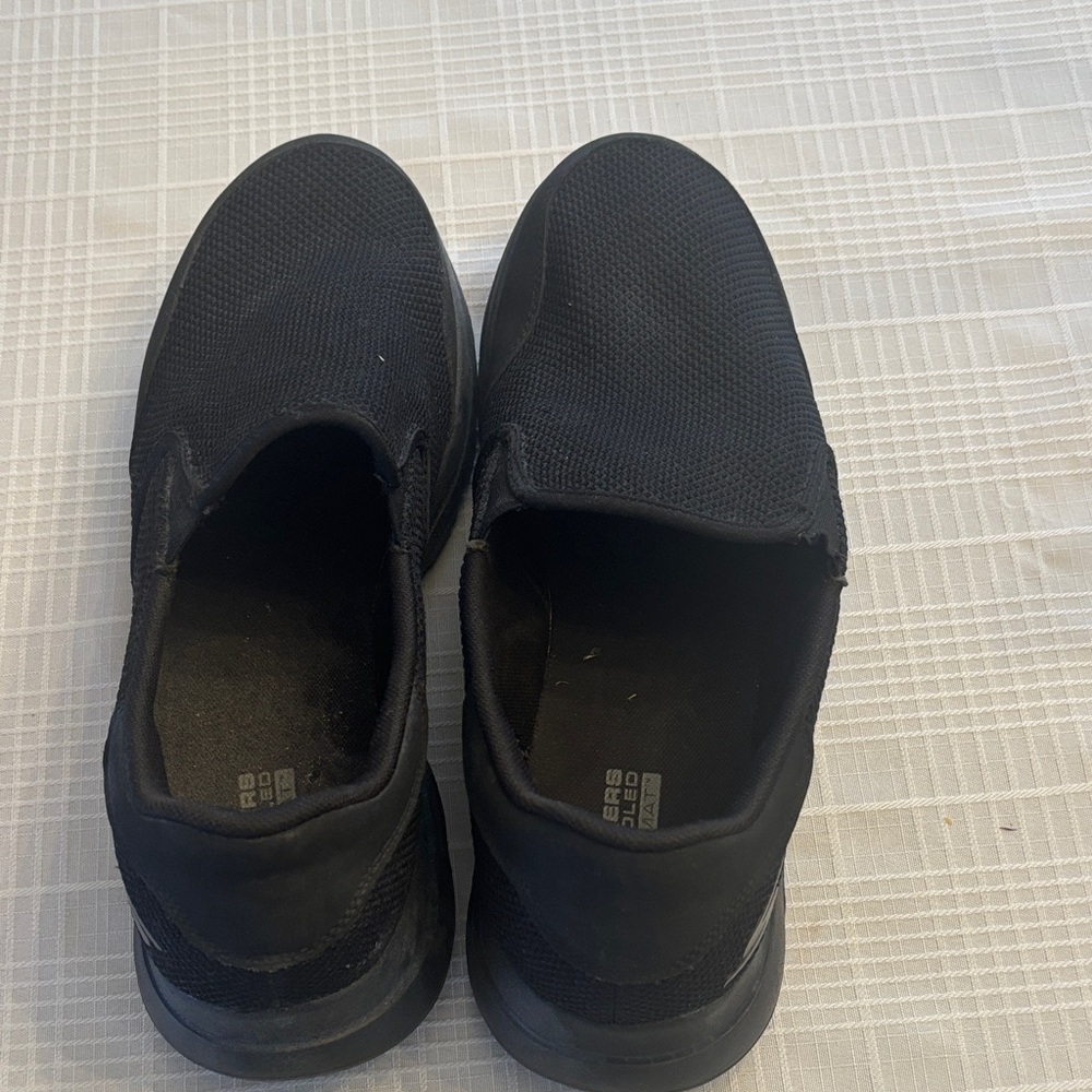 Skechers Performance GoWalk 5 Men's Black Slip-On Shoes. Size 12
